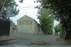 Полностью разбит единственный заезд во 2-й Пугачевский поселок