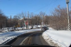 Путепровод между Соколовой и Тракторной не расчищен от снега