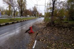 В Саратове раскопана очередная отремонтированная в этом году дорога
