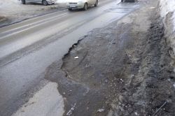 Просадку на 2-й Садовой не устраняют с мая прошлого года