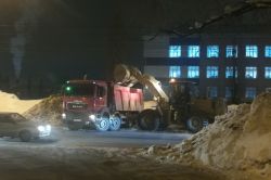 На проспекте 50 лет Октября приступили к очистке опасного участка