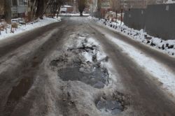 Саратовцы пожаловались на обледенение дороги по 2-му Товарному проезду