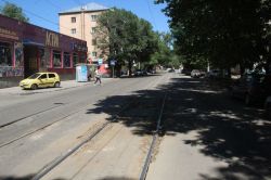 Межрельсовое пространство на Советской полностью разбито
