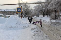 Пешеходные переходы к школам Молодежного поселка опасны для детей