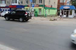 Просадки на пересечении Большой Горной и Железнодорожной мешают движению третий год