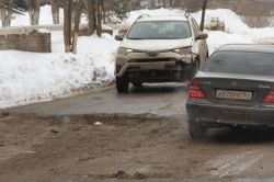 На улице Блинова полгода не могут восстановить твердое покрытие на месте вскрышных работ