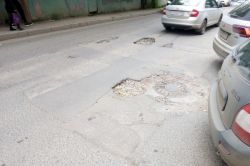 Дорога по Международному проезду до сих пор не отремонтирована