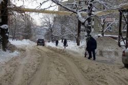 Саратовские дороги пребывают во власти снега
