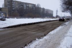 Просадка мешает движению по улице Технической