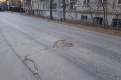 Люки на Свинцовой превращаются в кратеры