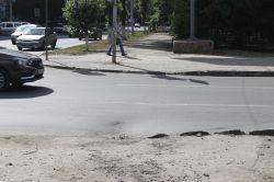 На Университетской образовалась глубокая просадка