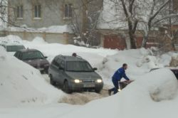 Жители Агафоновки оказались в изоляции из-за снегопадов